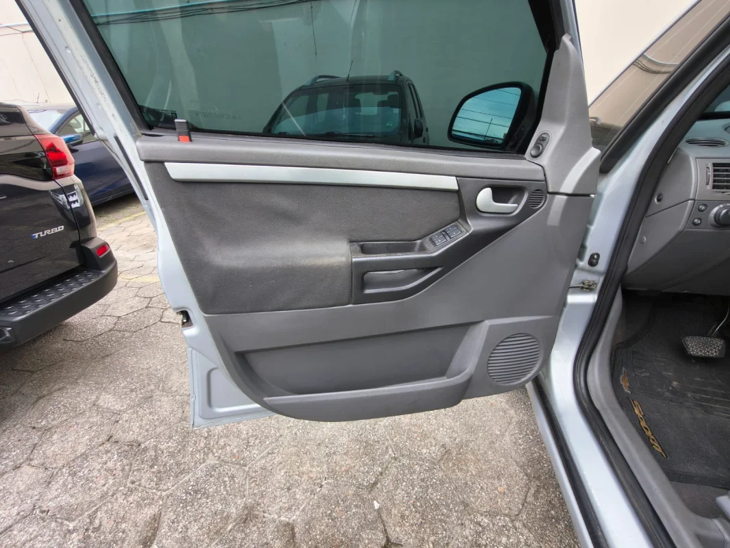 MERIVA PREM EASYTRONIC 2009/2010  - Imagem 11