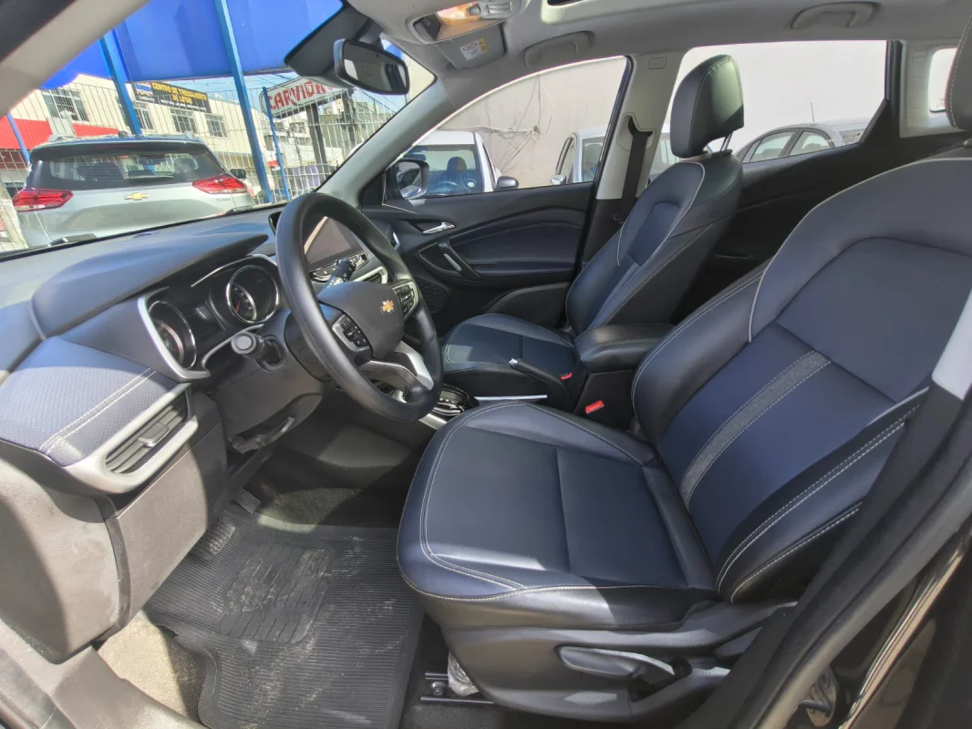 TRACKER Premier 1.2 Turbo 12V Flex Automática com TETO 2024 - Imagem 8