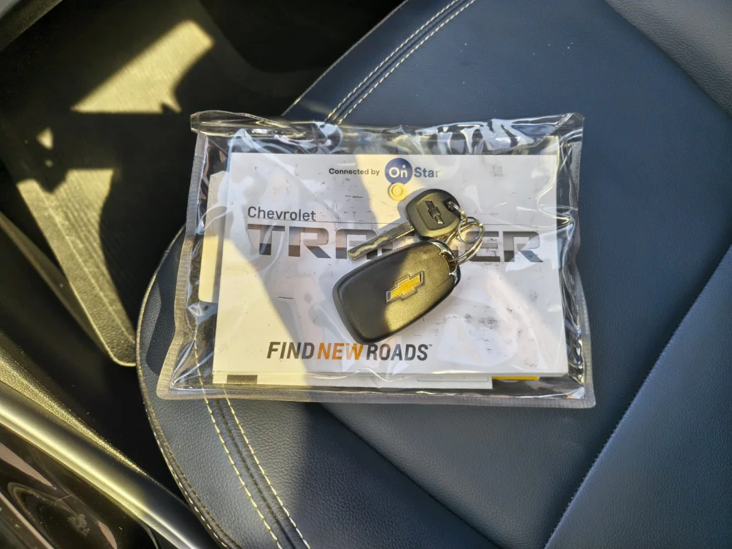 TRACKER Premier 1.2 Turbo 12V Flex Automática com TETO 2024 - Imagem 12