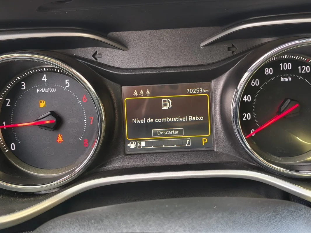 TRACKER Premier 1.2 Turbo 12V Flex Automática com TETO 2024 - Imagem 9