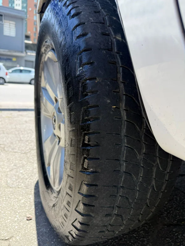 Hilux CD 4x4 2.5 Mec. Turbo Diesel 2011 - Imagem 12