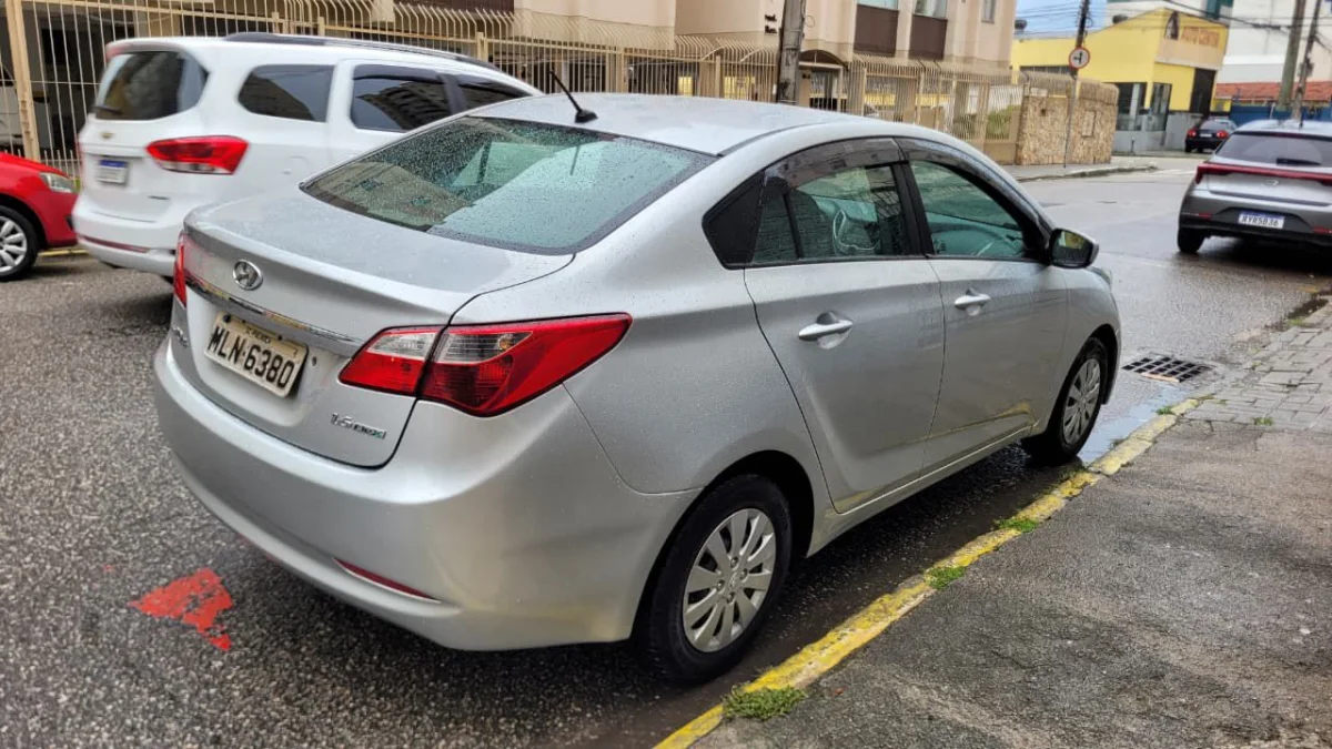 Hb20S C/Plus C/Style 1.6 Completo GNV 2014  - Imagem 3