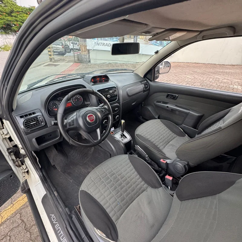 Strada 1.8 CD 3p Adventure Dualogic 2016 4 lugares - Imagem 6