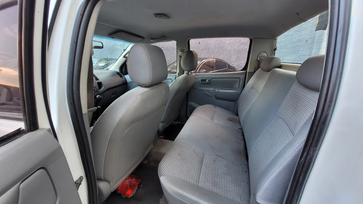 Hilux CD 4x4 2.5 completa DIESEL manual 2011 - Imagem 8