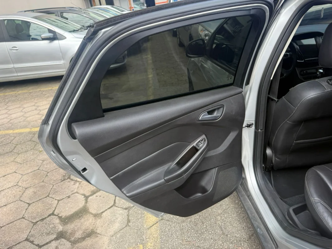 Focus SE 2.0 Aut. 2015 - Imagem 12
