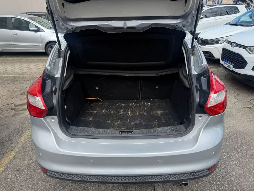 Focus SE 2.0 Aut. 2015 - Imagem 11