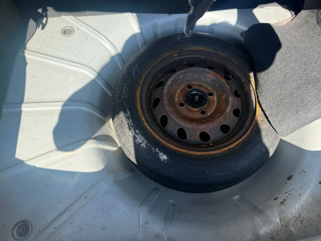 Classic LS 1.0 Mec. Básico 2012 - Imagem 12