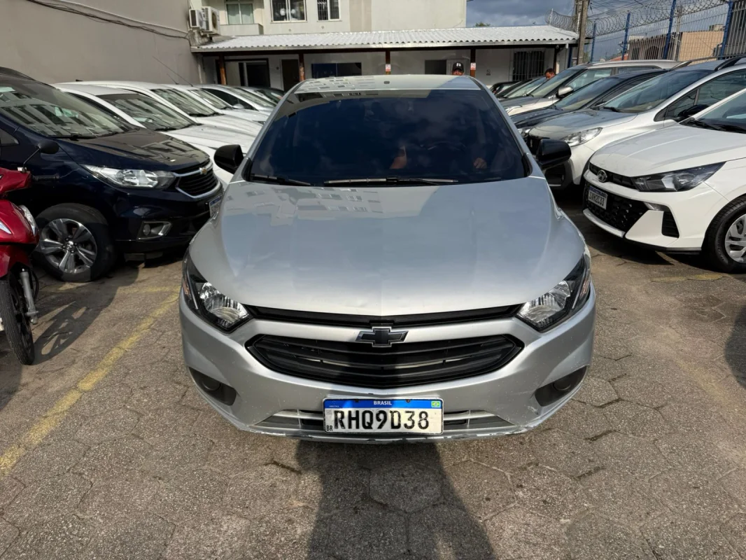 Onix Joy Black Edition 1.0 Mec. Completo 2021 - Imagem 2