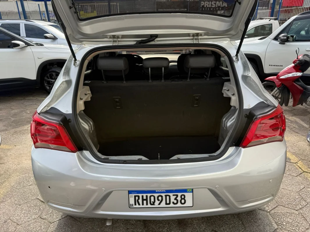 Onix Joy Black Edition 1.0 Mec. Completo 2021 - Imagem 11