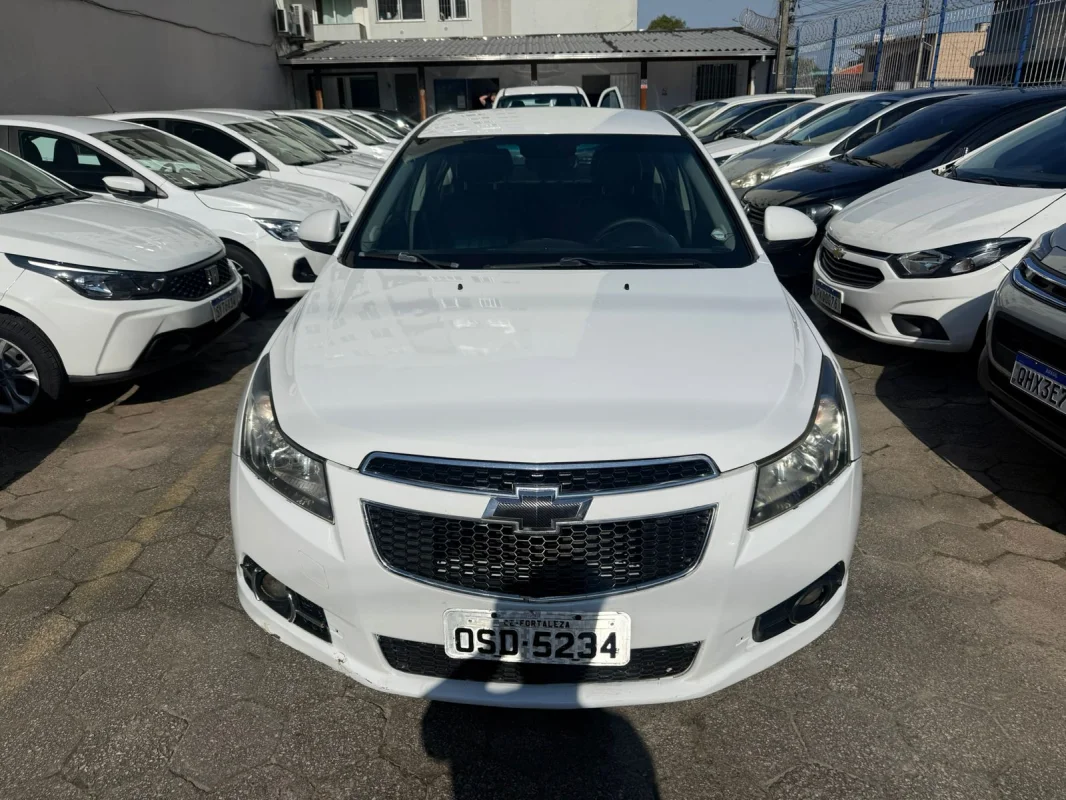 Cruze Hatch Sport LT 1.8 Aut. 2014 - Imagem 2