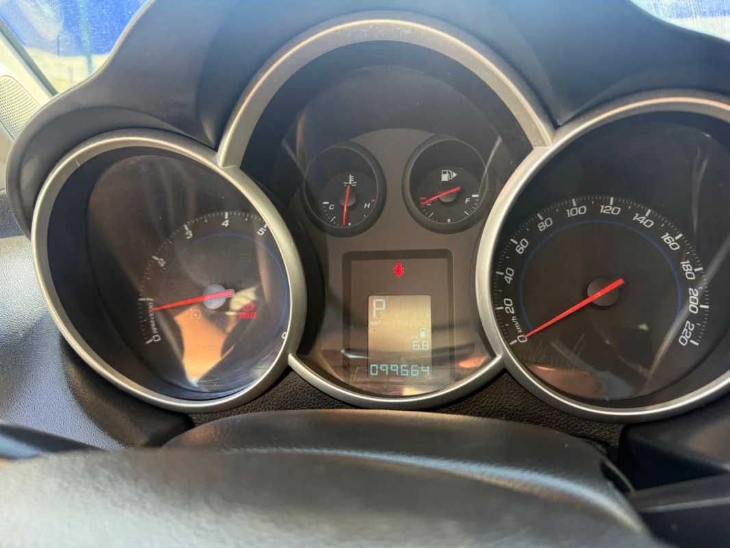 Cruze Hatch Sport LT 1.8 Aut. 2014 - Imagem 10