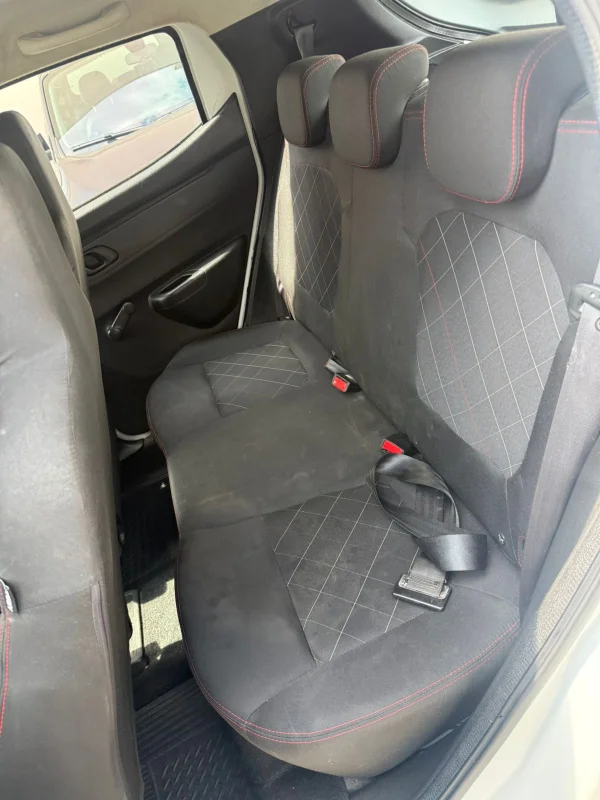 Kwid Zen 1.0 Mec. Completo 2020 - Imagem 8