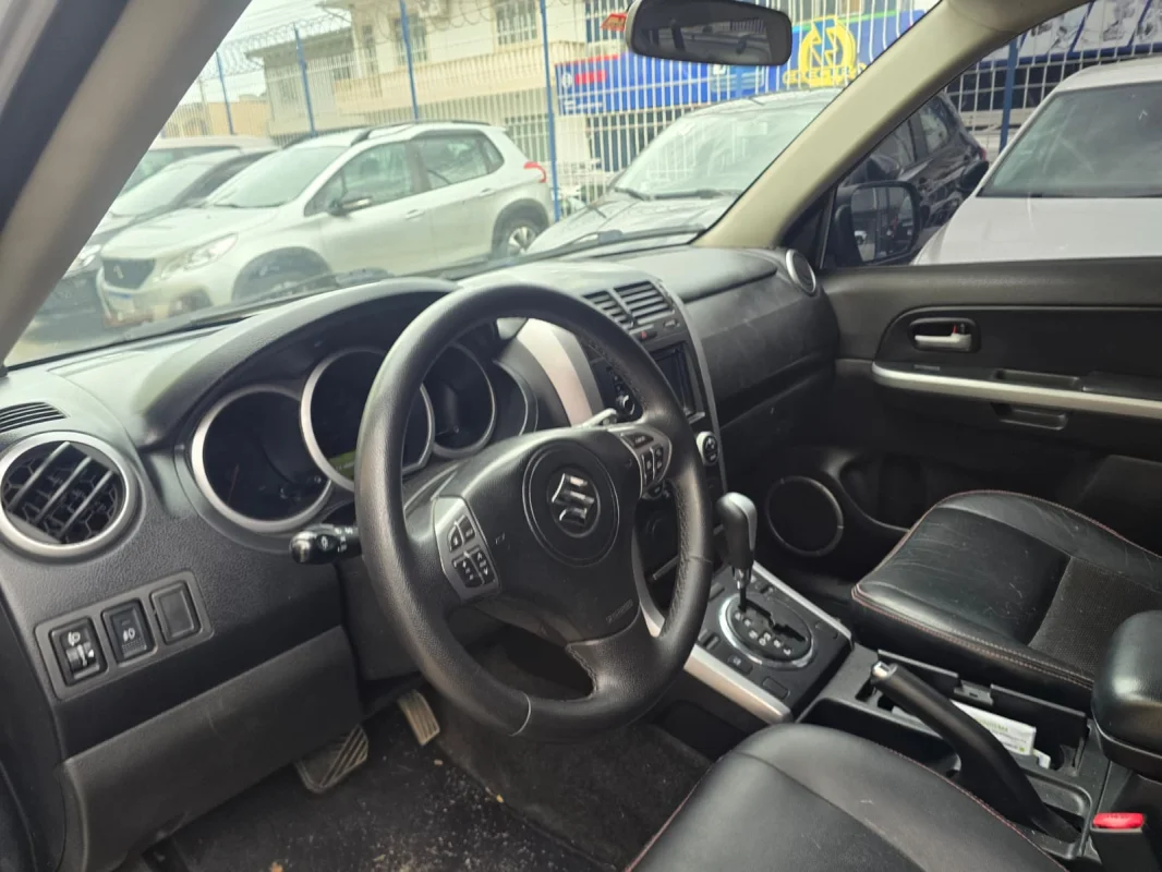 Grand Vitara 2.0 4x2 Aut. Completa 2013 - Imagem 11