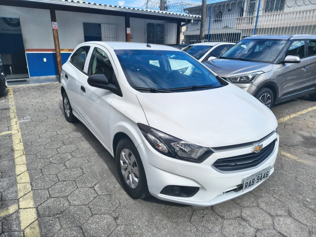 Onix Joy hatch 1.0 Mec. Completo 2020