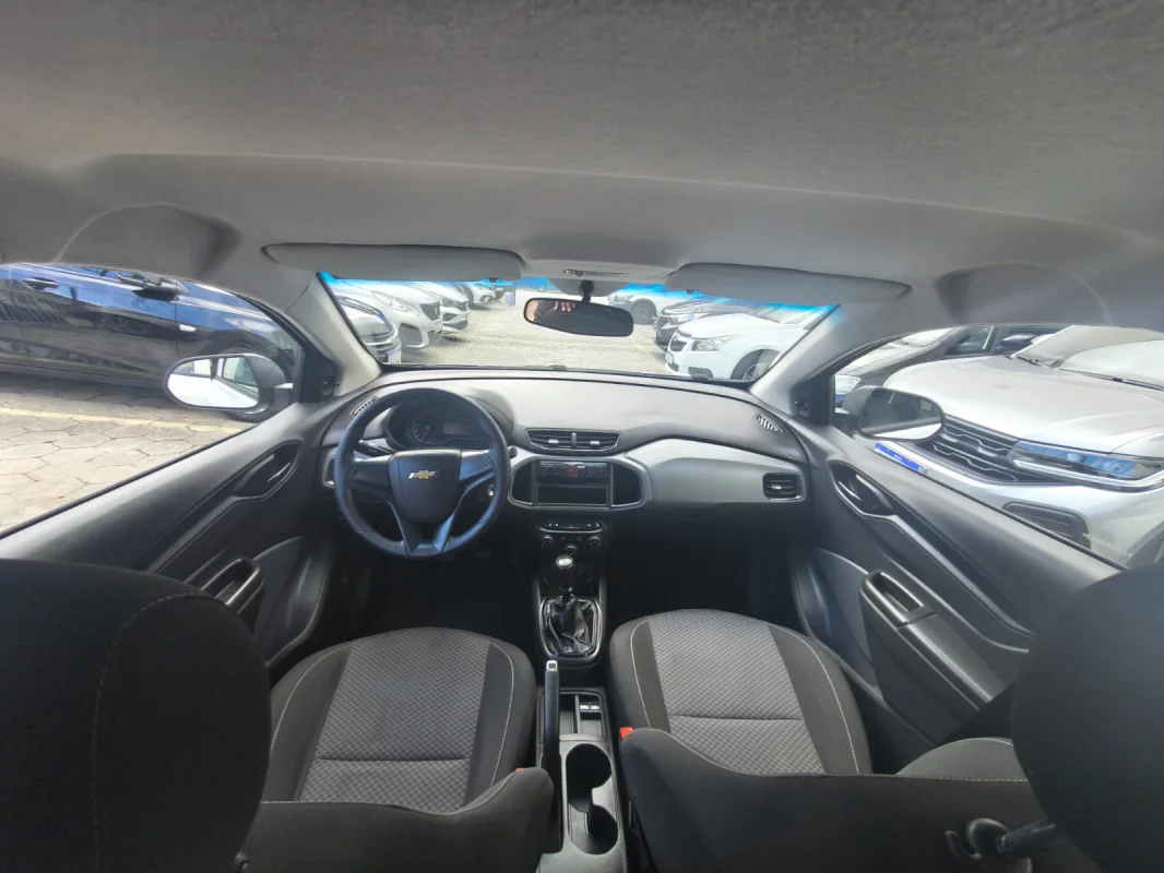 Onix Joy hatch 1.0 Mec. Completo 2020 - Imagem 16