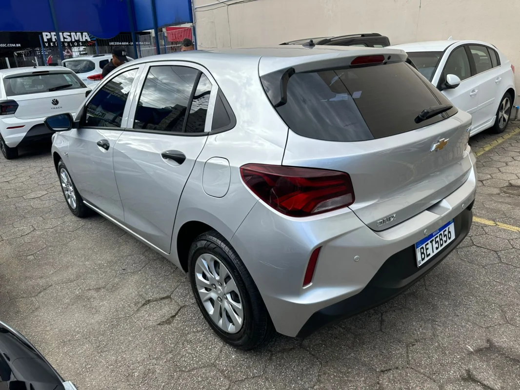 ONIX HATCH 1.0 12V TB Flex 5p Automático 2021 - Imagem 3