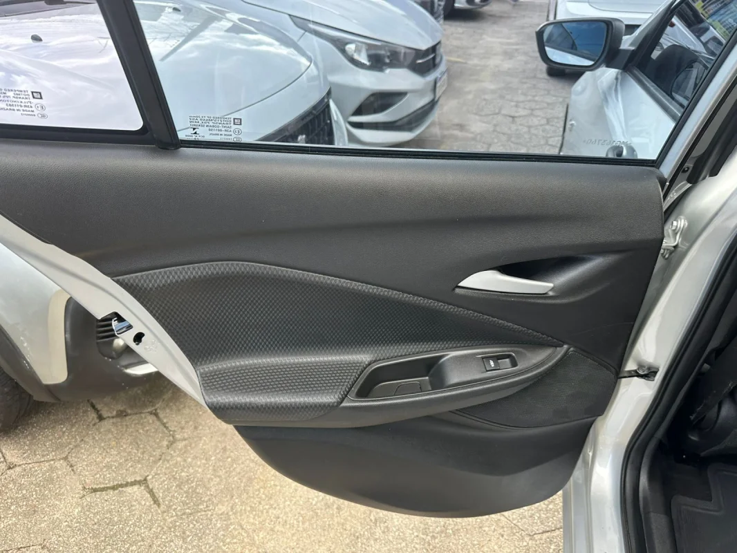 ONIX HATCH 1.0 12V TB Flex 5p Automático 2021 - Imagem 11