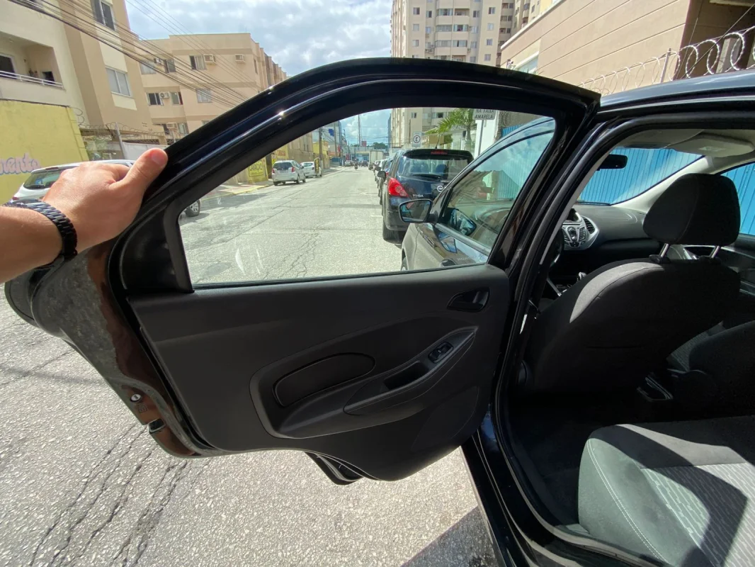 Ka 1.0 Mec. SE Completo 2018 - Imagem 12