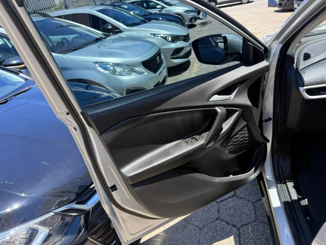 TRACKER 1.0 Turbo 12V Flex Automática 2023 - Imagem 15