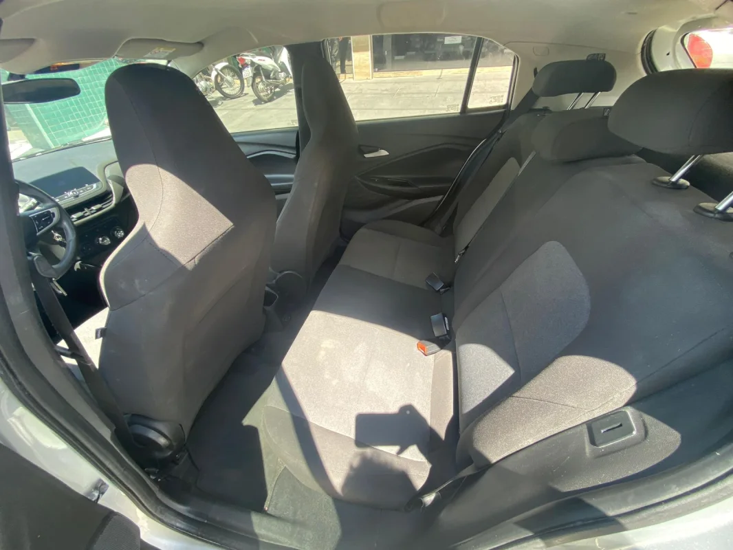 Onix 1.0 Mec. Completo 2020 - Imagem 8