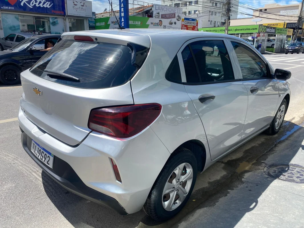 Onix 1.0 Mec. Completo 2020 - Imagem 3