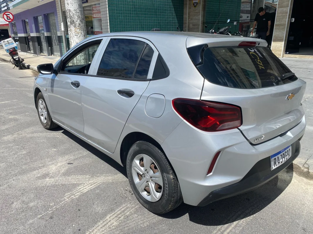 Onix 1.0 Mec. Completo 2020 - Imagem 5