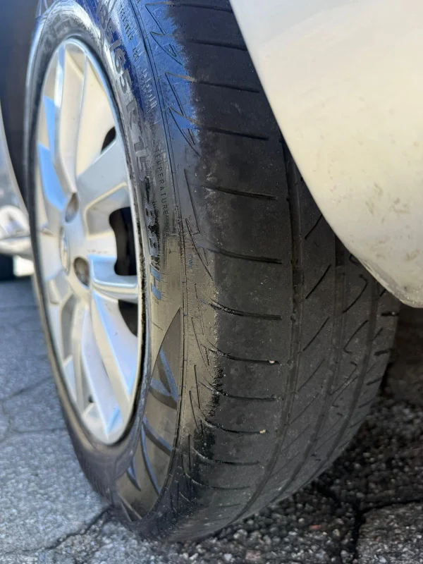 Versa SL 1.6 Mec. Completo GNV 2016 - Imagem 13