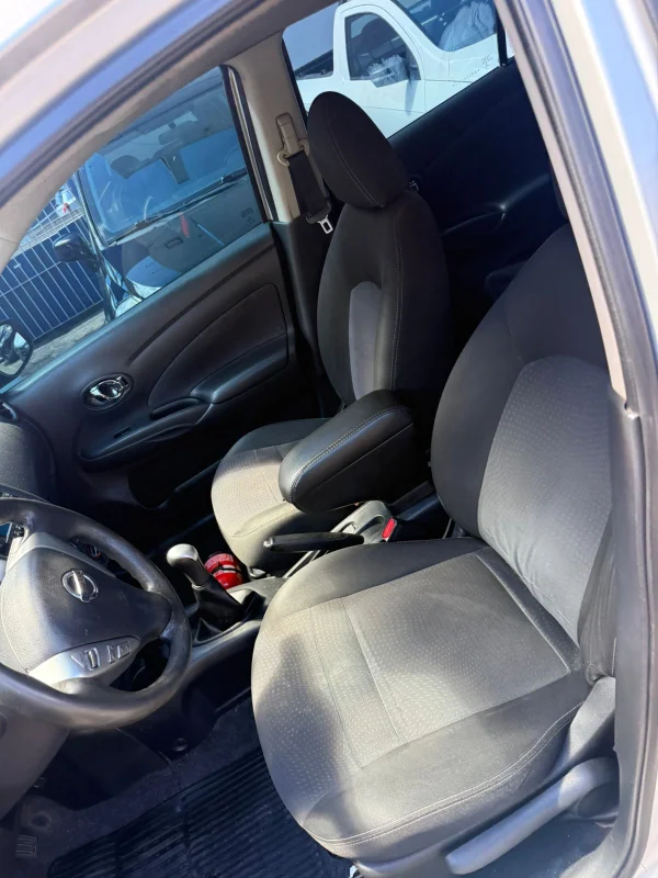 Versa SL 1.6 Mec. Completo GNV 2016 - Imagem 9