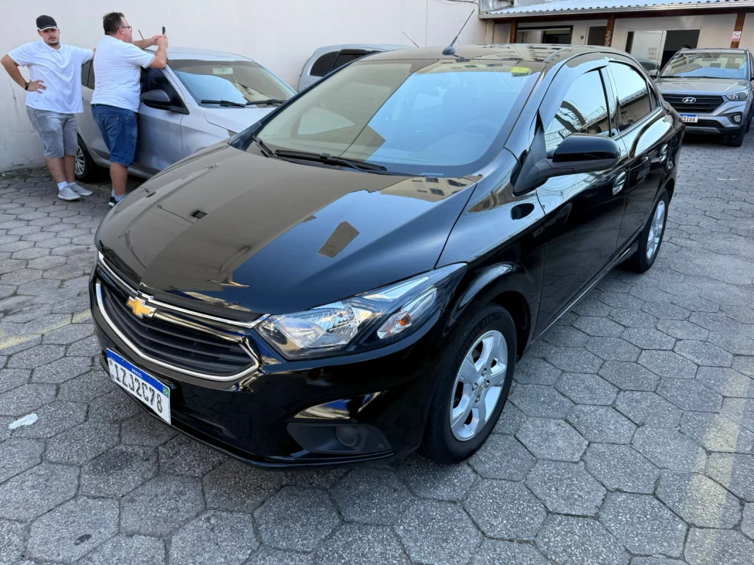 Prisma LT 1.4 Mec. Completo 2019 - Imagem 4