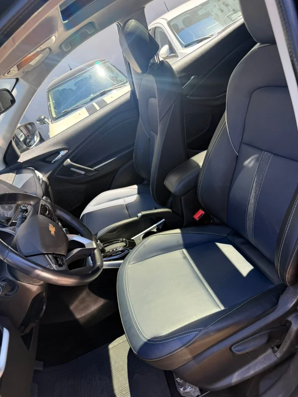 TRACKER Premier 1.2 Turbo 12V Flex Automática com TETO 2024 - Imagem 9