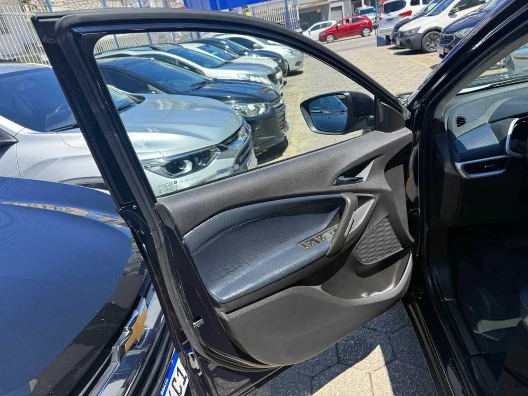 TRACKER Premier 1.2 Turbo 12V Flex Automática com TETO 2024 - Imagem 14