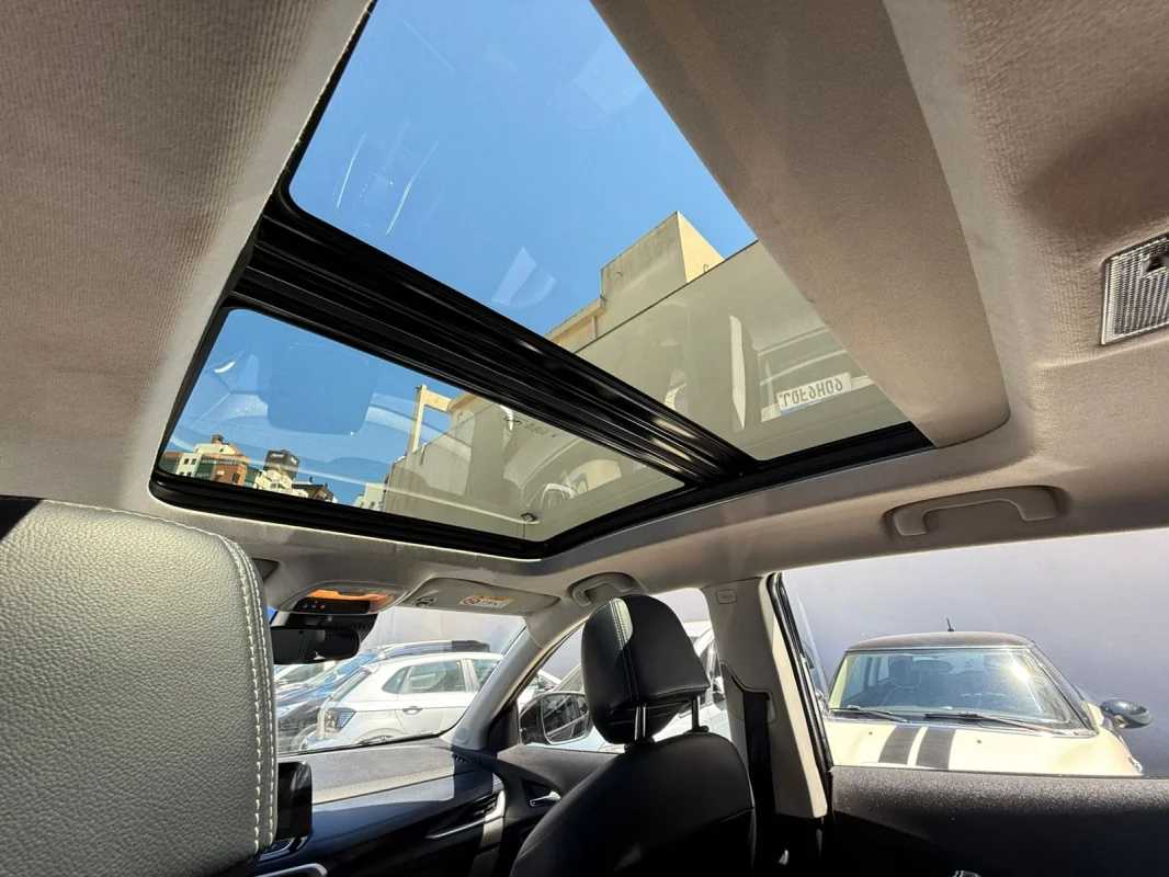 TRACKER Premier 1.2 Turbo 12V Flex Automática com TETO 2024 - Imagem 10