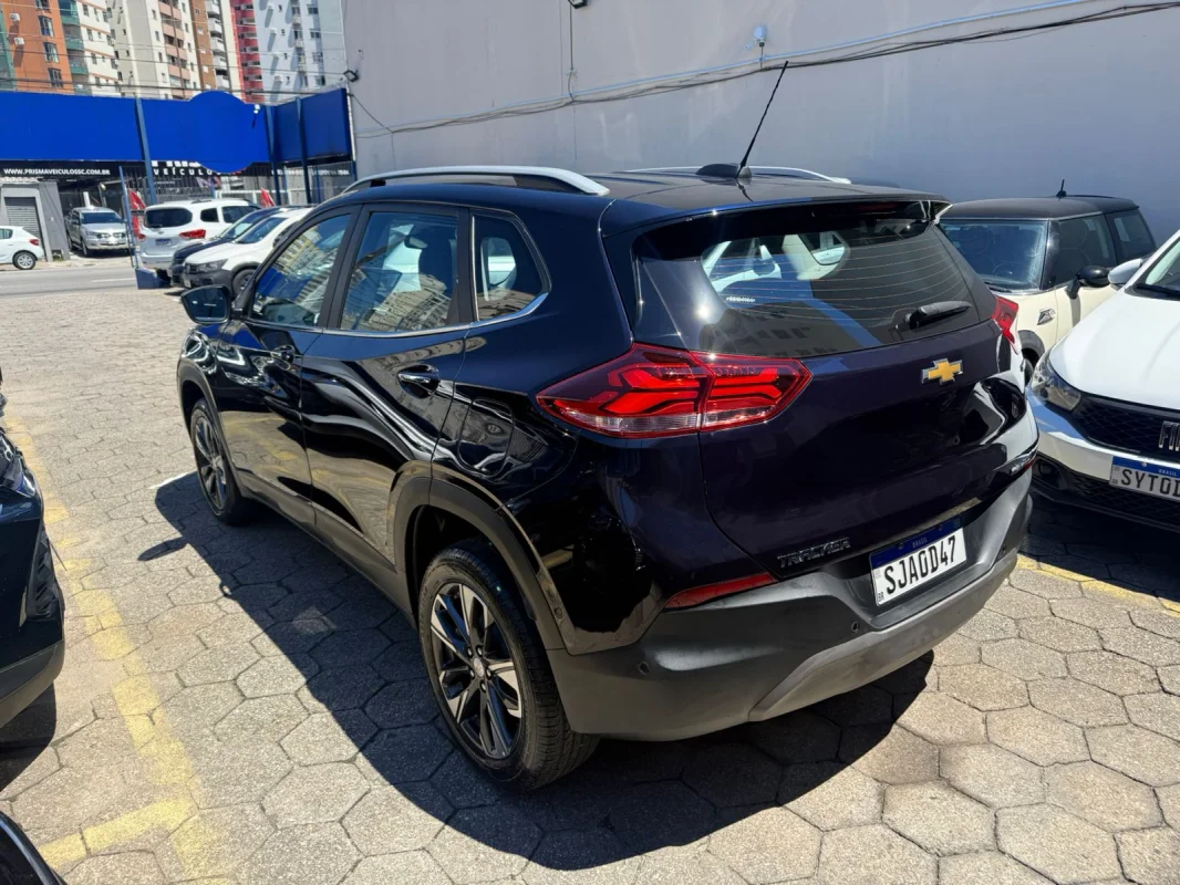 TRACKER Premier 1.2 Turbo 12V Flex Automática com TETO 2024 - Imagem 3