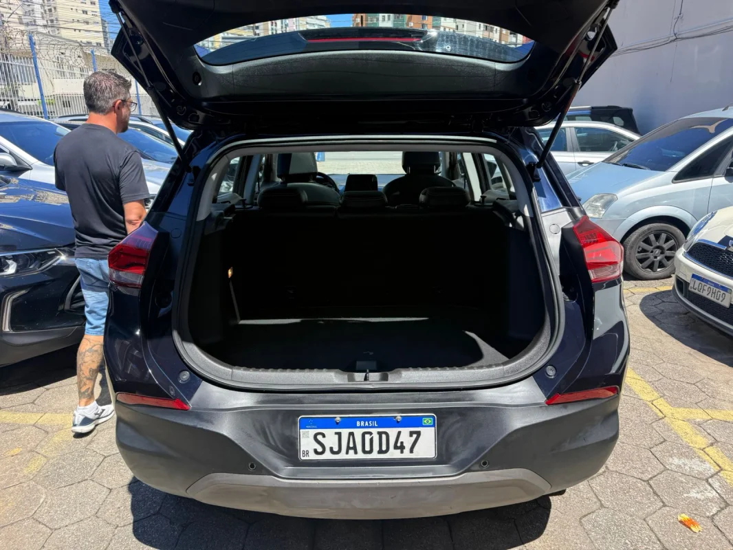 TRACKER Premier 1.2 Turbo 12V Flex Automática com TETO 2024 - Imagem 12