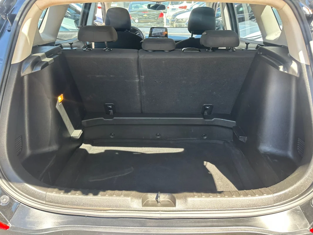 TRACKER 1.0 Turbo 12V Flex Automática 2023 - Imagem 11