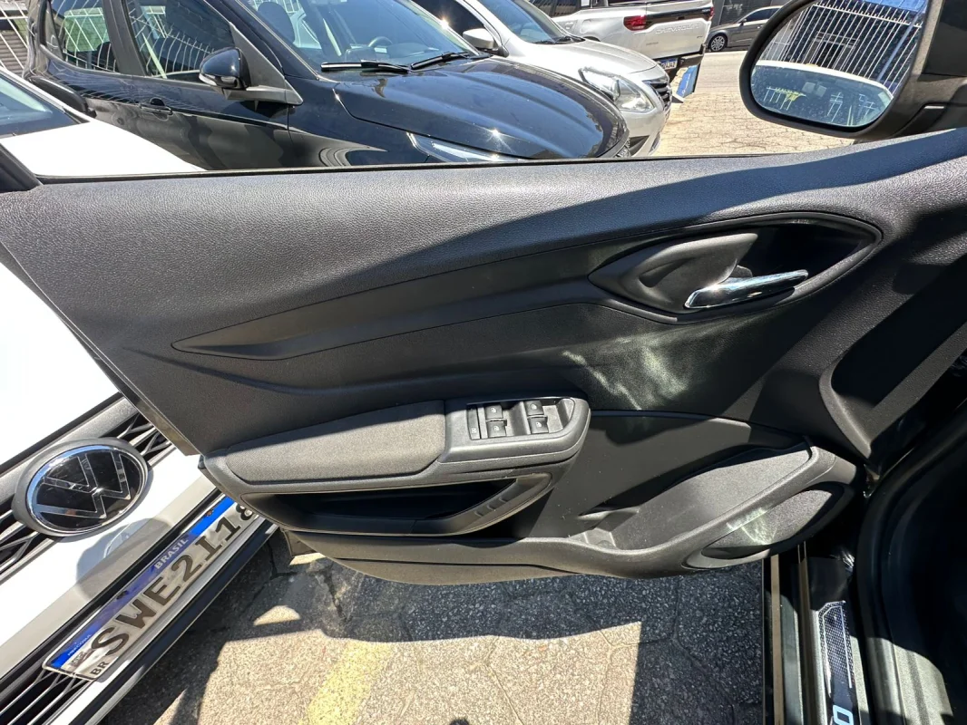 ONIX HATCH LTZ 1.4 8V FlexPower 5p Mecânico 2014 - Imagem 5