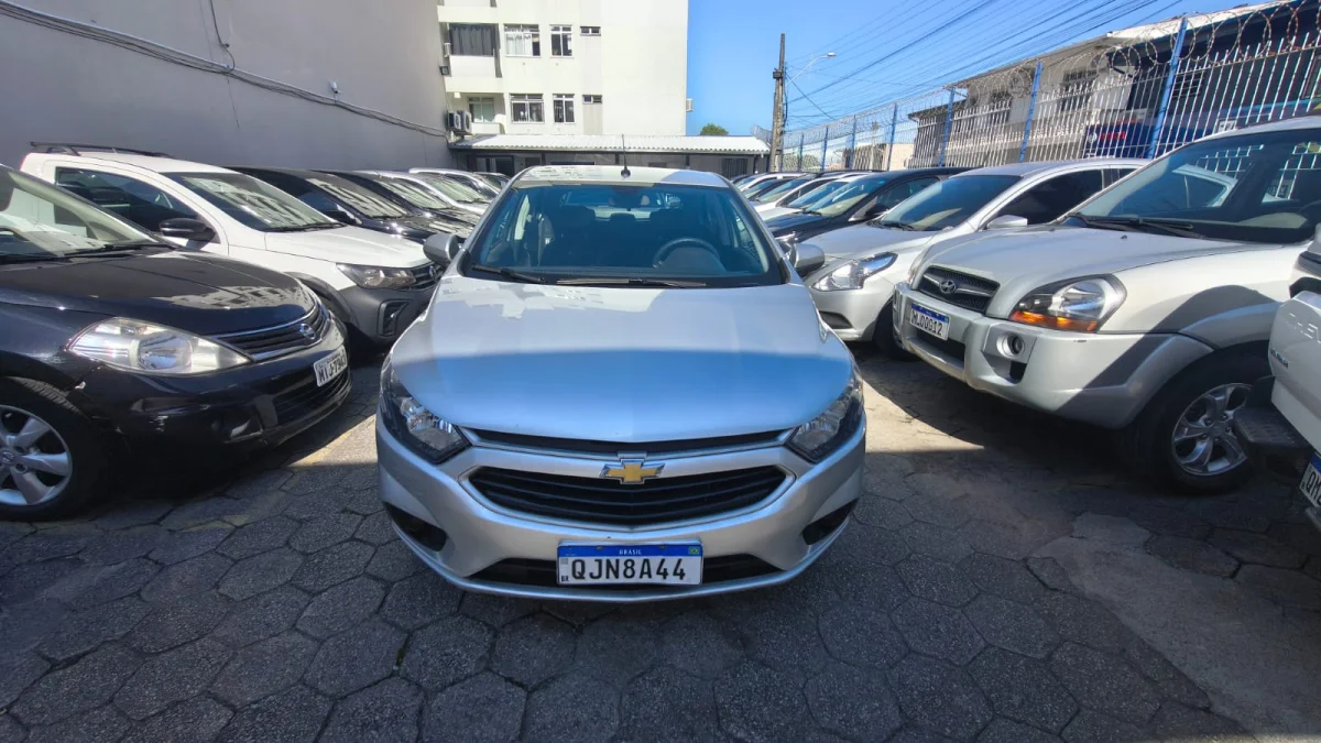 Onix hatch LT  1.8 8v Flexpower 5p Mec 2019 - Imagem 16