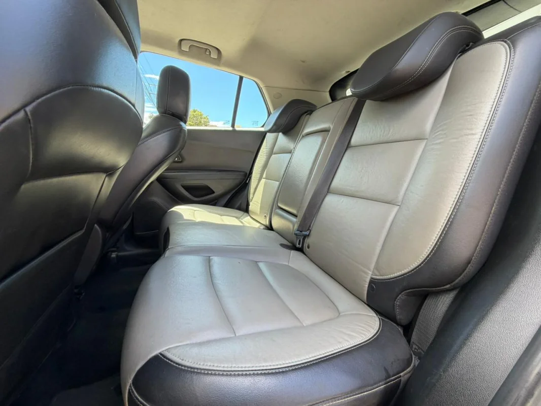 Tracker LTZ 1.8 2014 C/ Teto solar  - Imagem 6