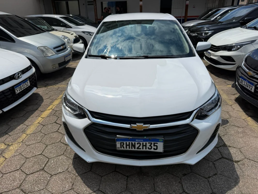 Onix LT2 1.0 Mec. Completo 2022 - Imagem 2