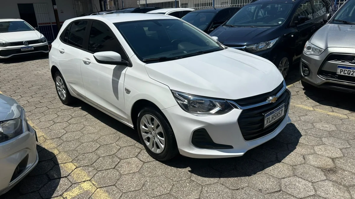 ONIX HATCH LT 1.0 12V Flex 5p Mecânico 2021