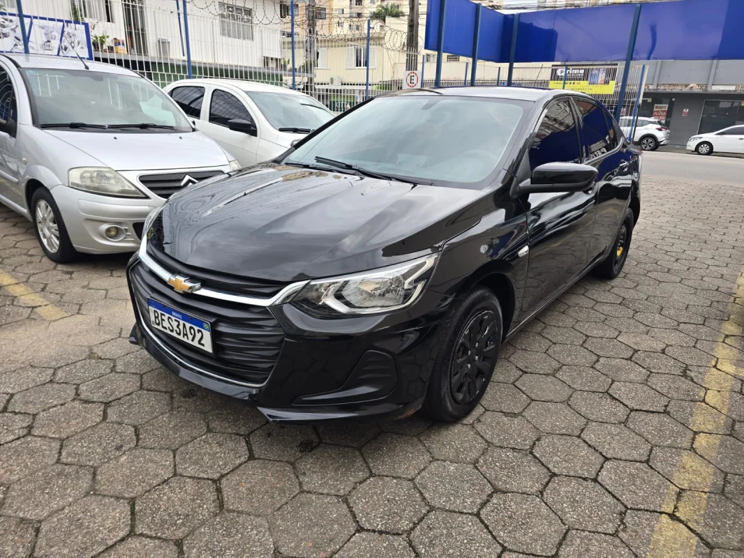 Onix Sedan Plus 1.0 MT LT1 Completo 2021 - Imagem 2