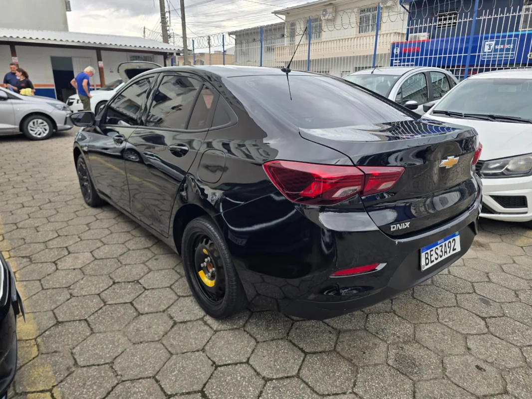 Onix Sedan Plus 1.0 MT LT1 Completo 2021 - Imagem 8