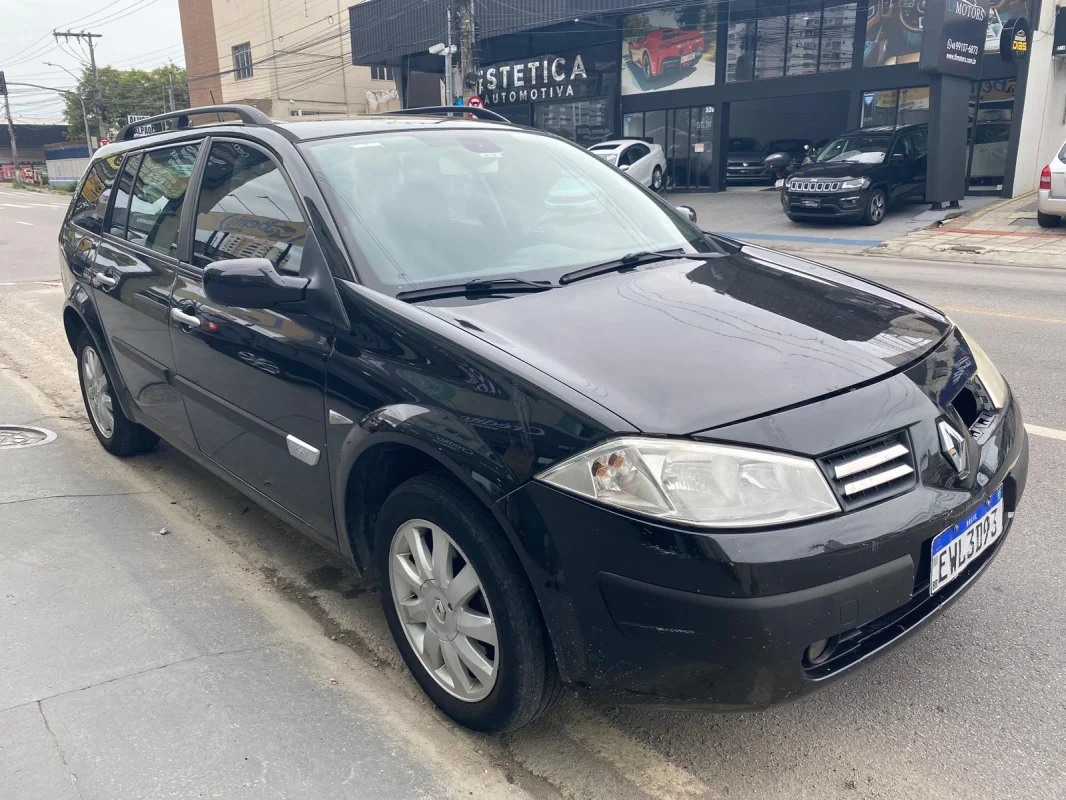 Grand Tour Dynam. 1.6 Completo manual 2012