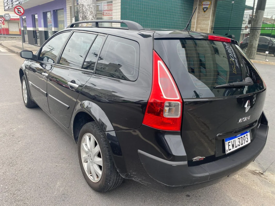 Grand Tour Dynam. 1.6 Completo manual 2012 - Imagem 3