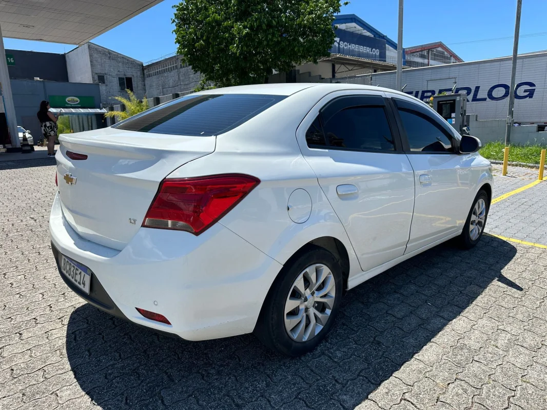 Prisma 1.4 LT completo manual 2018 - Imagem 3