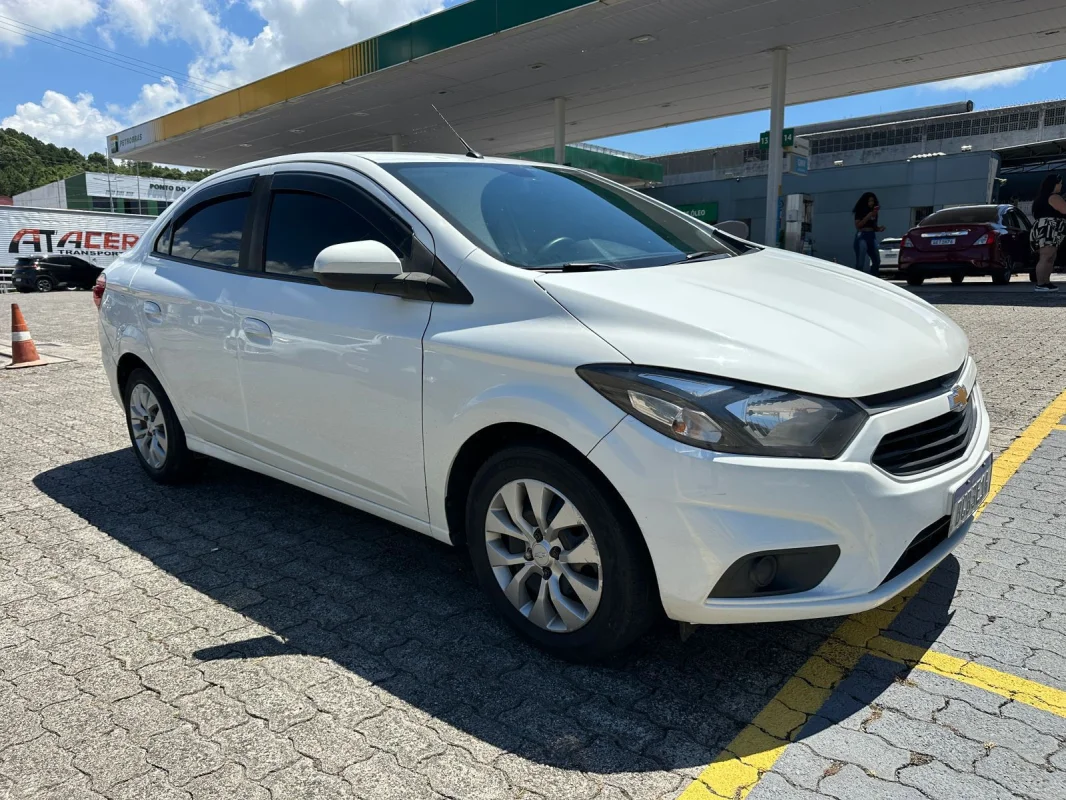 Prisma 1.4 LT completo manual 2018