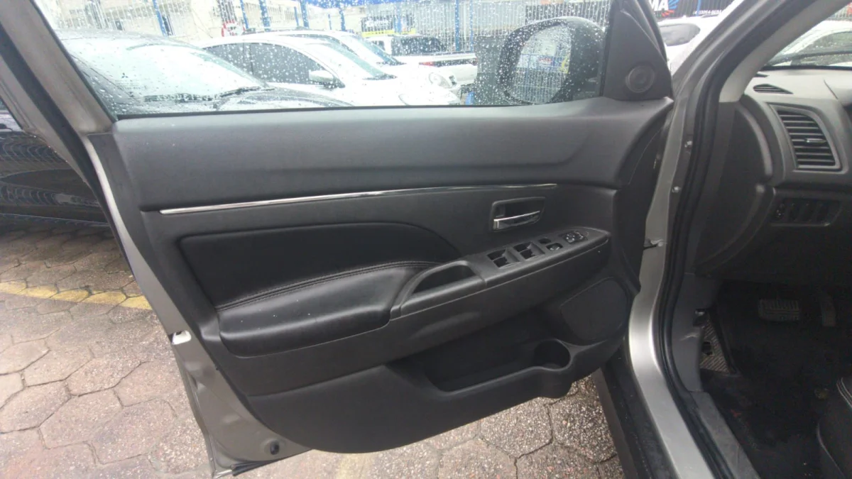 MITSUBISHI ASX 2.0 AUT 2015 - Imagem 15