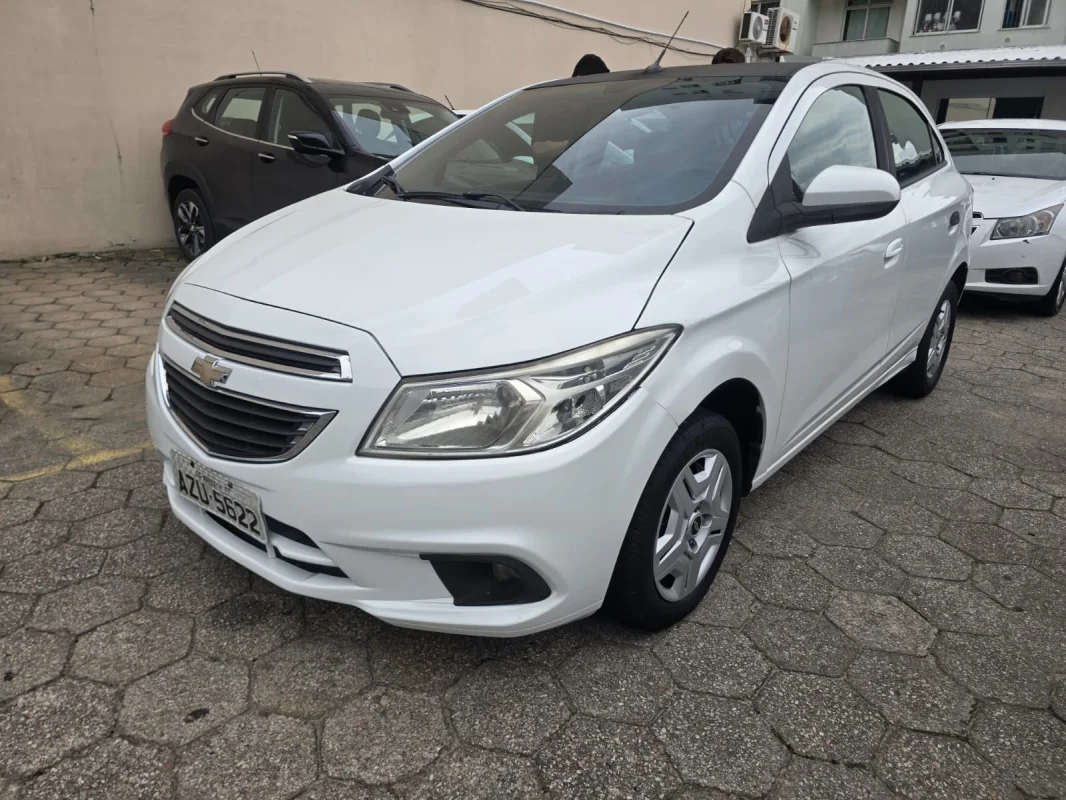 Onix LS 1.0 Completo 2015 - Imagem 4