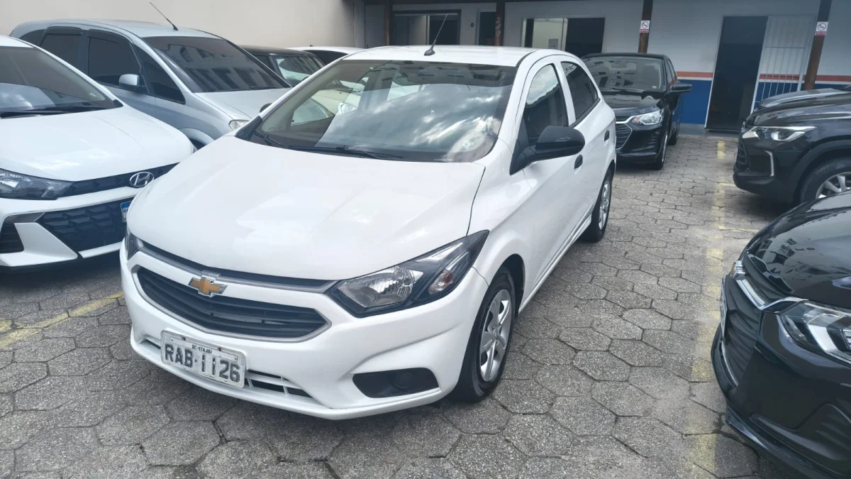 Onix Joy 1.0 Mec 8v flex Completo  2020 - Imagem 3