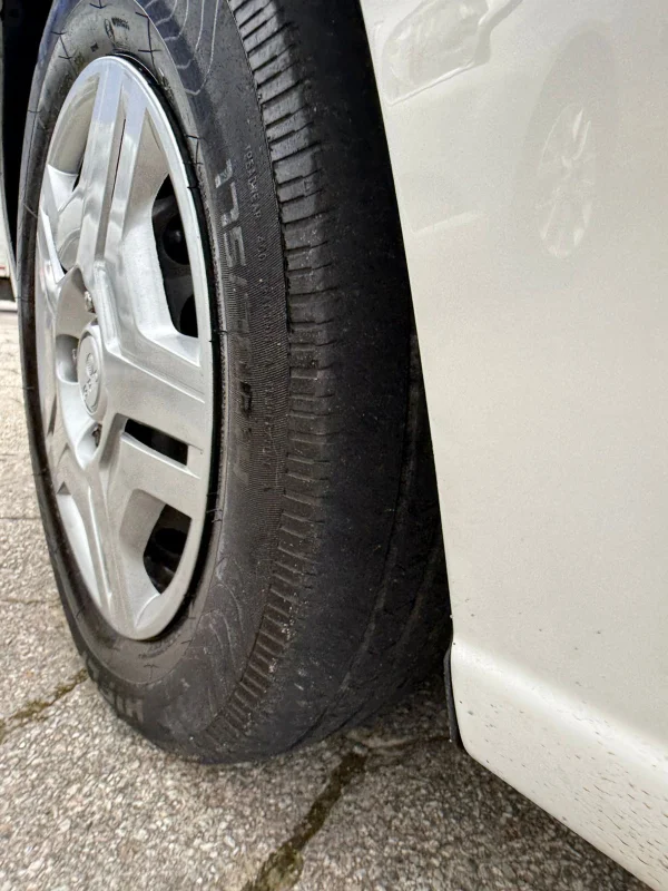 Onix Joy 1.0 Mec 8v flex Completo  2020 - Imagem 13